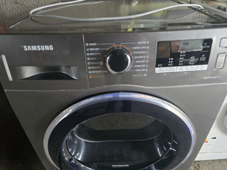 Uscator de rufe Samsung