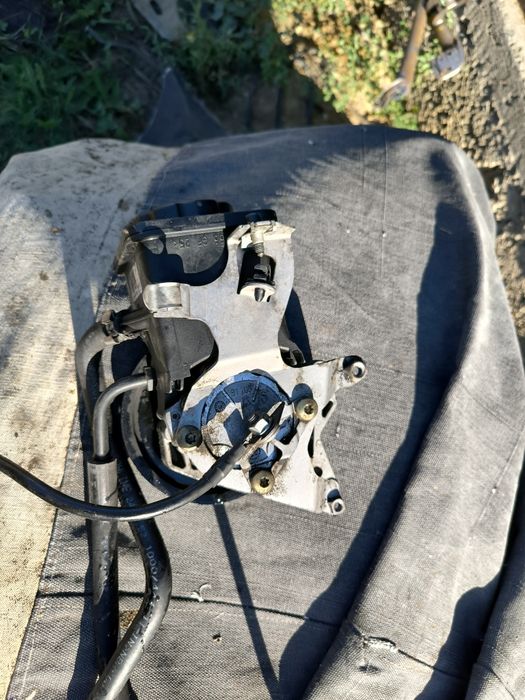 Хидравлична помпа за BMW E46