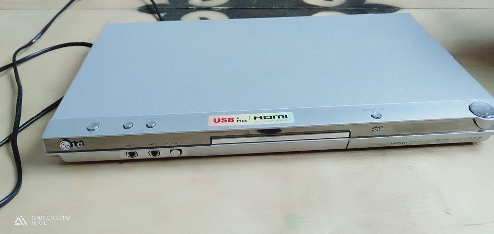 DVD караоке проигрыватель LG