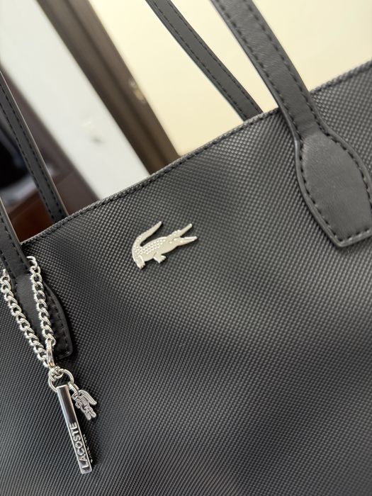 Продам сумку lacoste