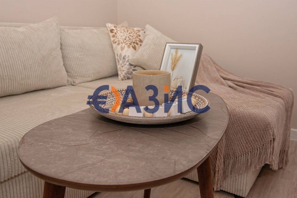 Продава се Двустаен апартамент в к.к. Слънчев бряг - 65 кв.м за 1285 €/кв.м - Снимка #1
