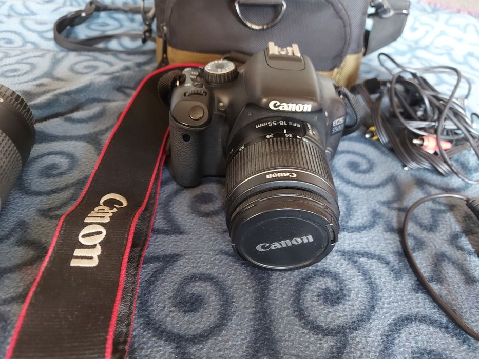 Фотоаппарат Canon  EOS 550 D.