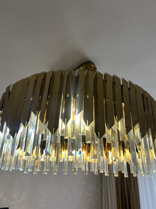 Люстра 12 рожковый