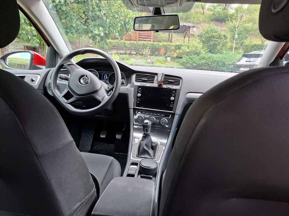VOLKSWAGEN Golf 2020 — imagine 22