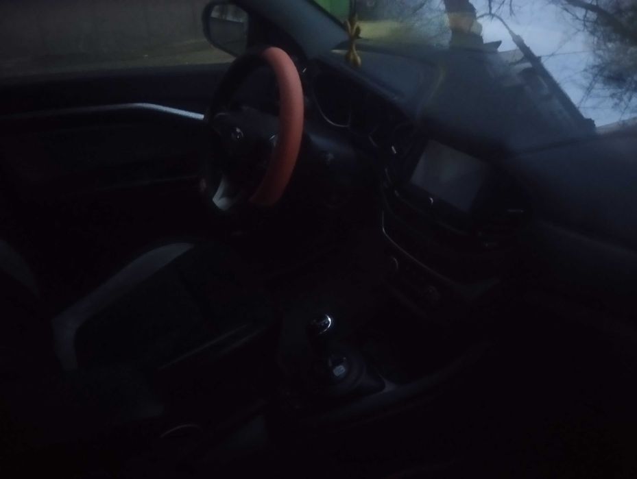 Lada Vests sw cross  продается