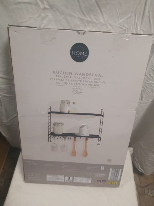 Raft suspendat pentru bucătărie