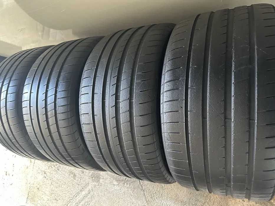 295/30 R20 Goodyear Eagle Super Sport F1 Dot 22-23