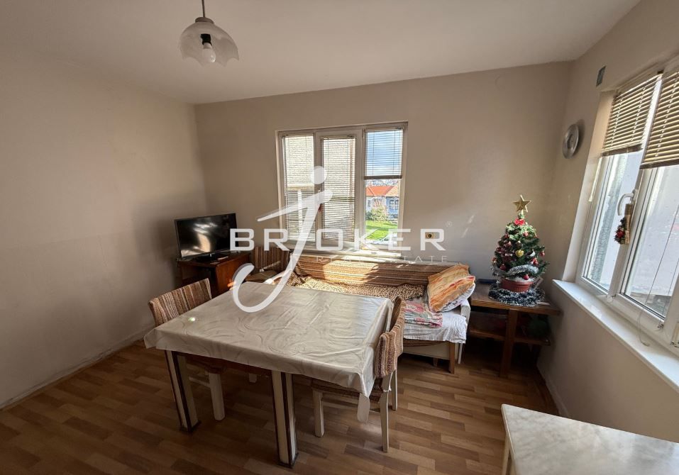 Продава се Къща в Асеновград - 138 кв.м за 296 €/кв.м - Снимка #8
