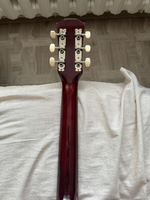 Гитара отличном состояние