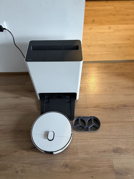 Samsung Bespoke Jet Bot Combo AI - прахосмукачка робот