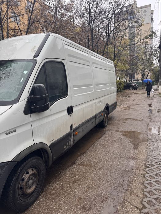 Iveco daily motor 2.3 diesel. An 2006