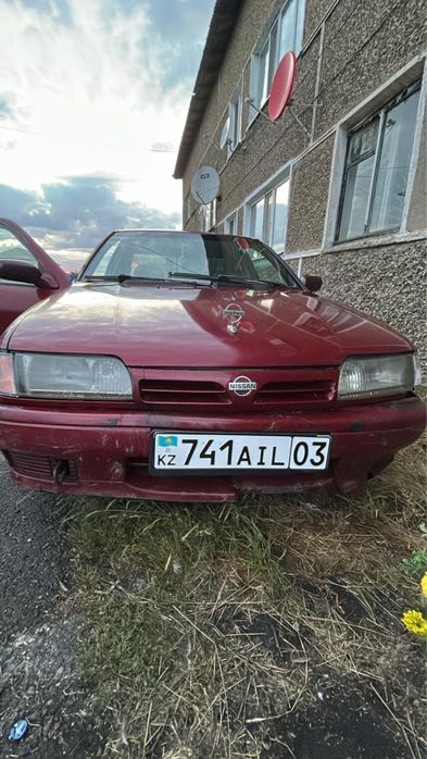Продам машину  Ниссан
