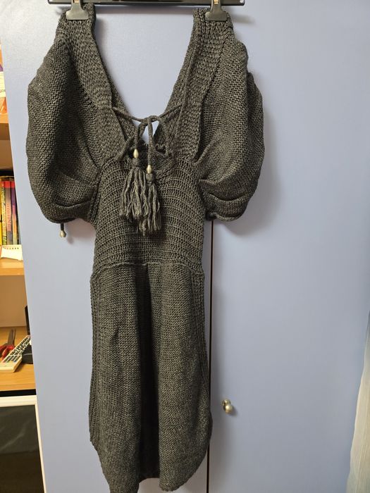 Сукмани и рокли по 20лв.