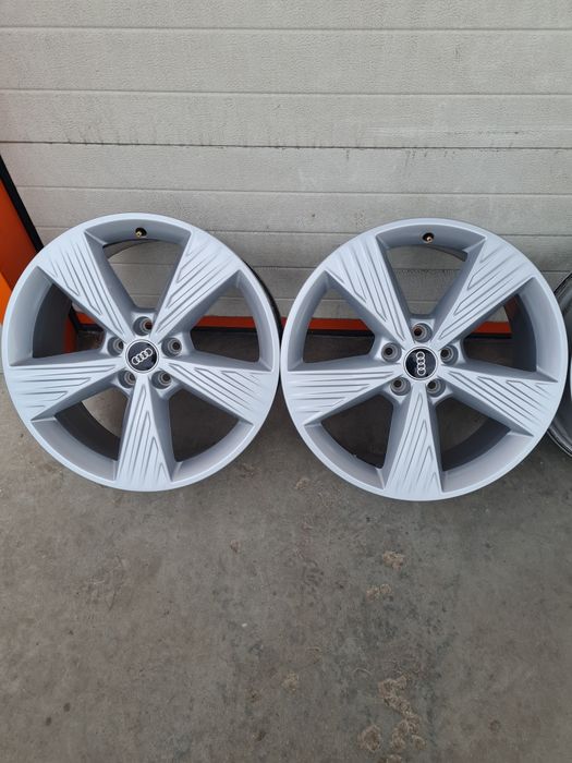 Оригинални джанти за АУДИ AUDI SEAT SKODA VW R19 5x112 ET45 8J