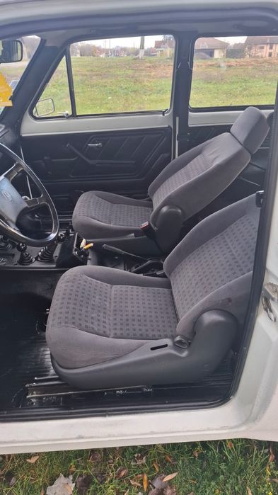 De vinzare lada niva