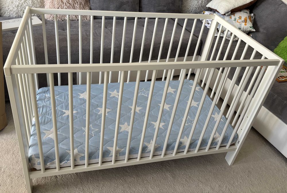 Икеа GULLIVER бебешко креватче, 60x120 см, бяло + матрак + парапет