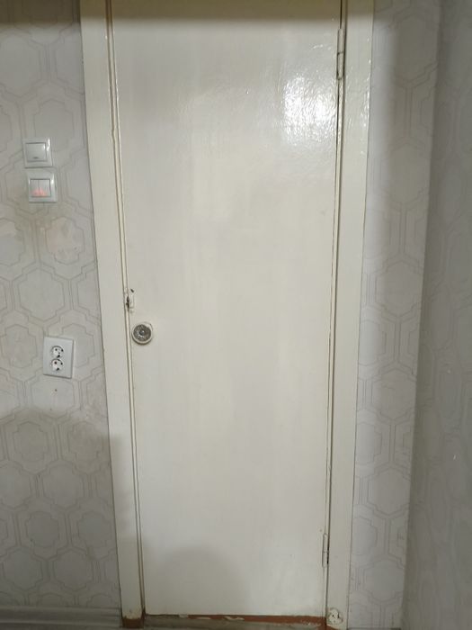 Продам двери межкомнатные