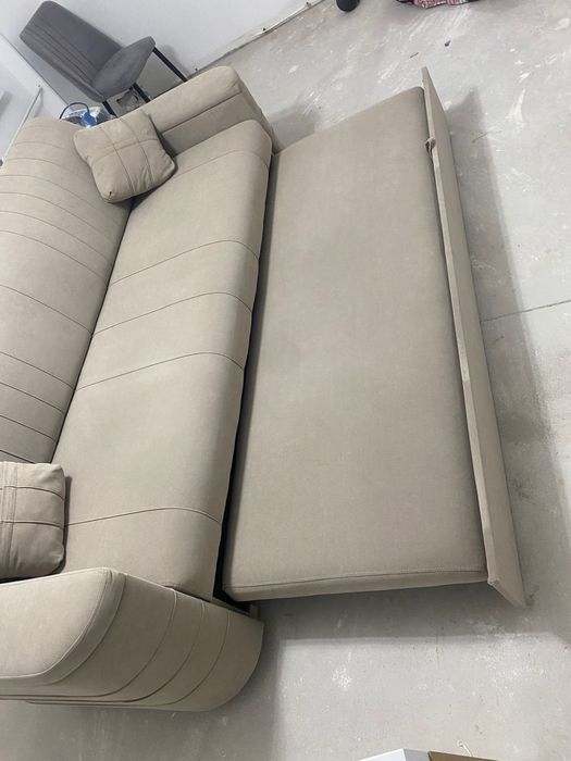 Срочно продам раскладной диван!