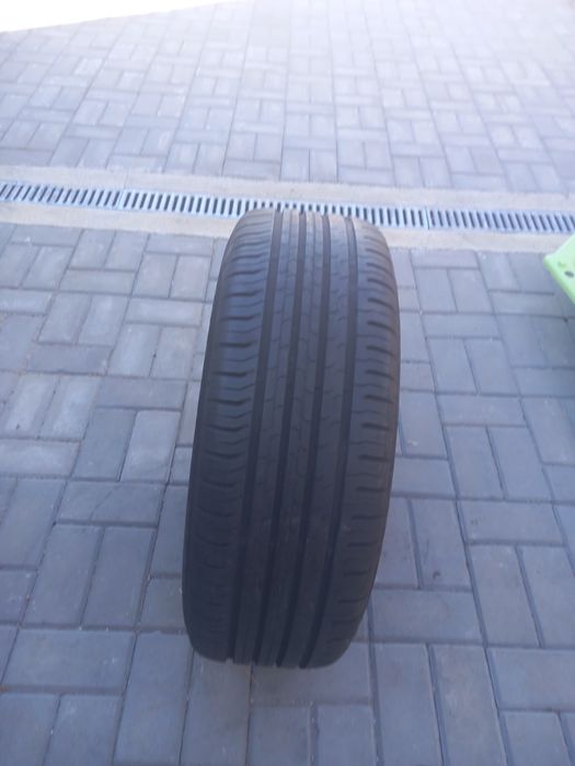 Vând jante tabla/otel /Suzuki cu cauciucuri Continental 215/60/16