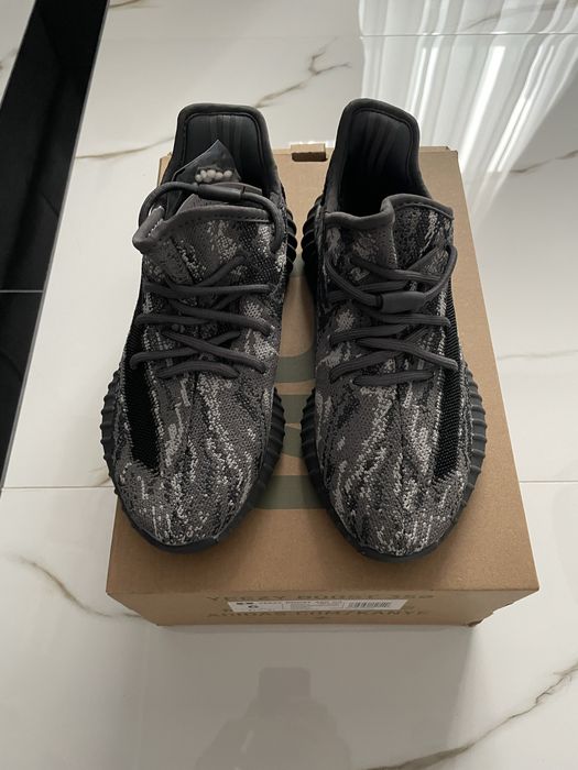 Yeezy Boost 350 dark salt Mărimile 37 1/3, 38, 39 1/3 predare personala cluj napoca