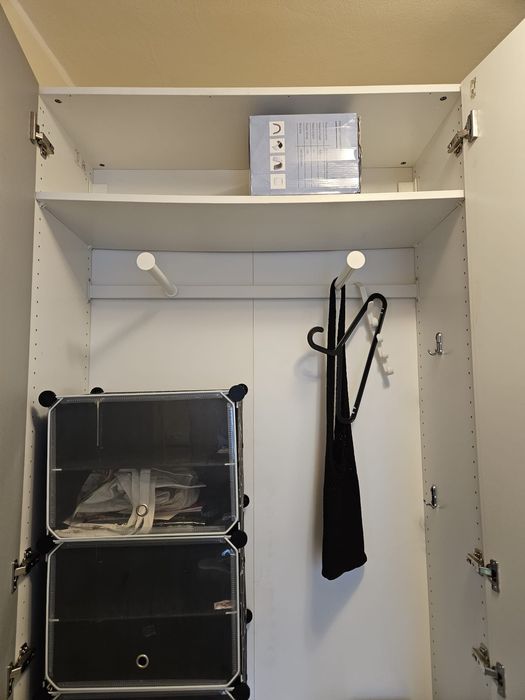 Vand dulap / dresing ikea impecabil