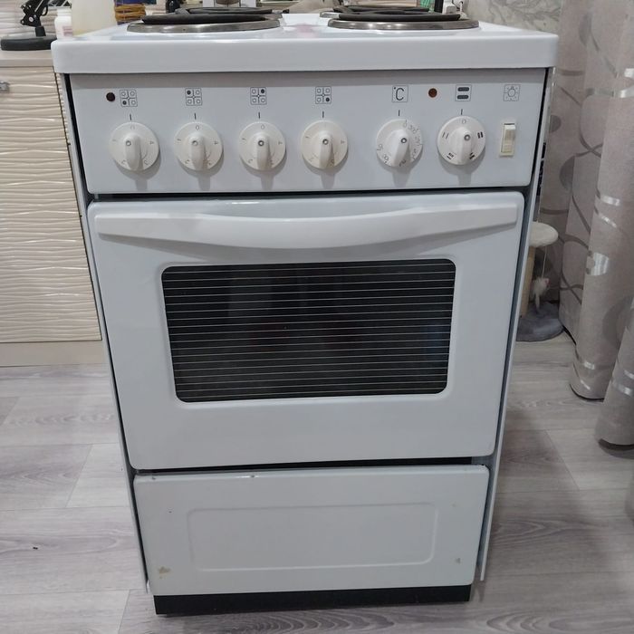 Продам электроплиту