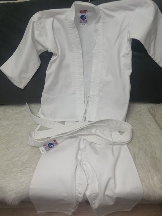 Кимоно белое универсальное