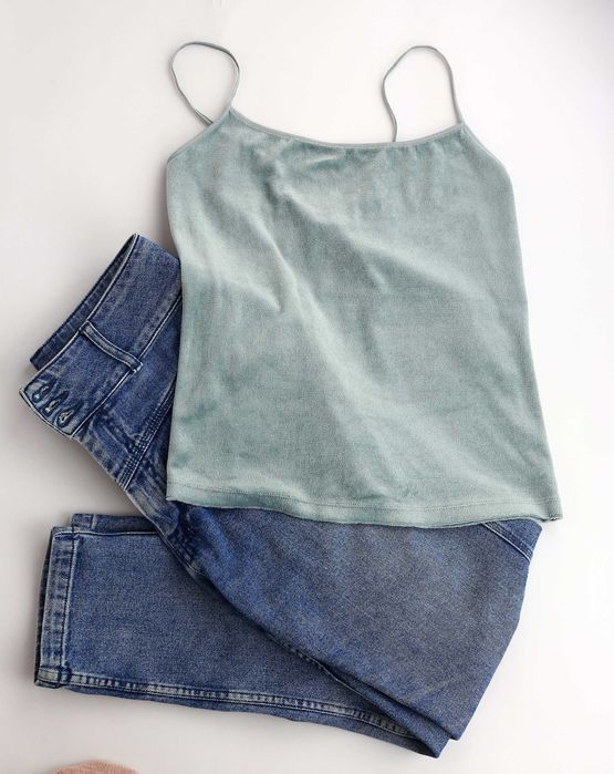 Лот от два чисто нови красива топа на марката ZARA и Zara Home.