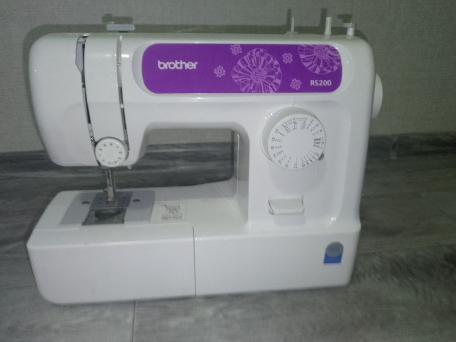 швейная машинка BROTHER RS200
