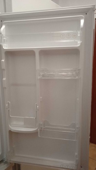 Frigider Arctic cu o usa Arctic termostat reglabil, Bucuresti