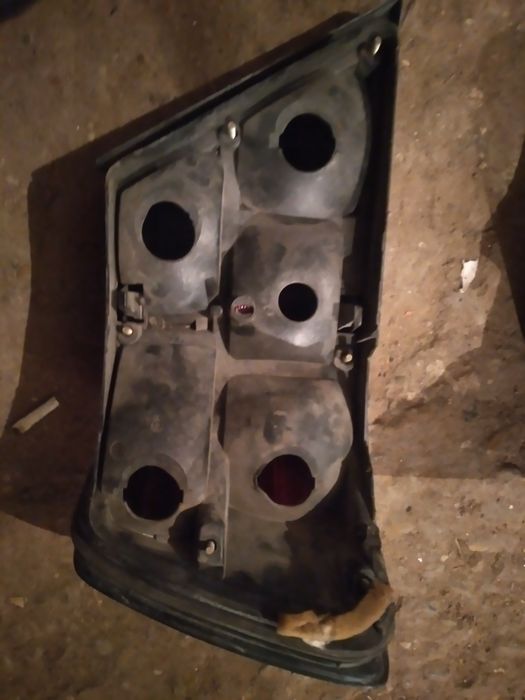 Продам задние габариты