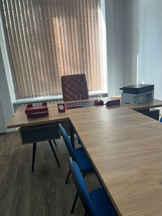 Продам офисную мебель