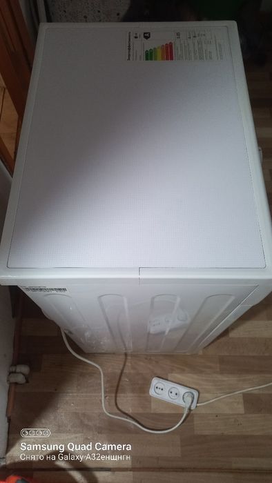 Продам стиральную машинку LG.