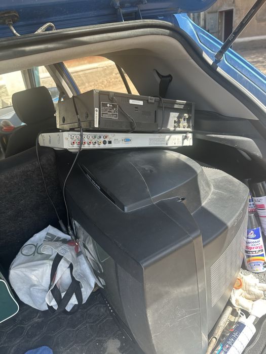 Телевизор двд продам