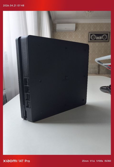 Продам или обменяю Playstation 4 slim