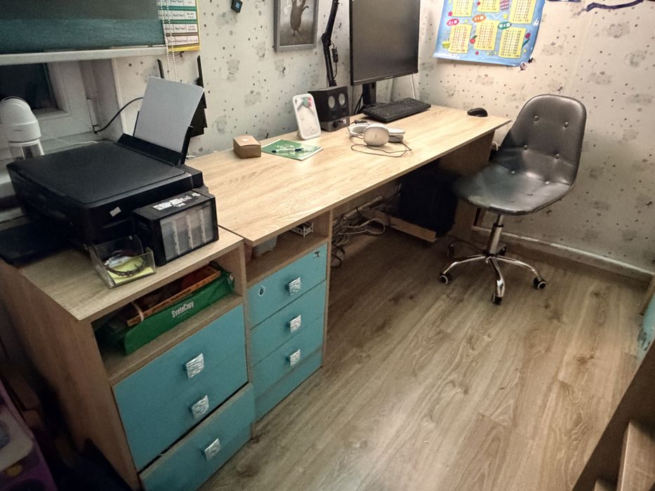 Мебель в детскую комплект