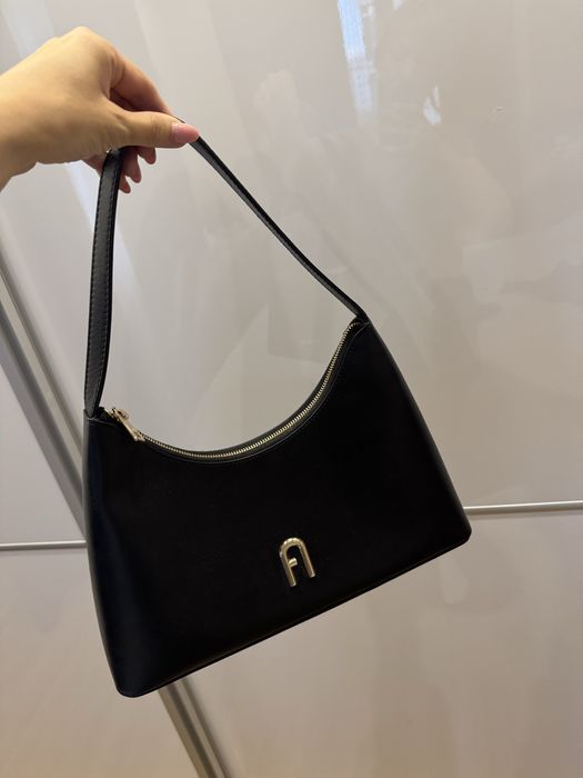 Черна чанта furla diamante
