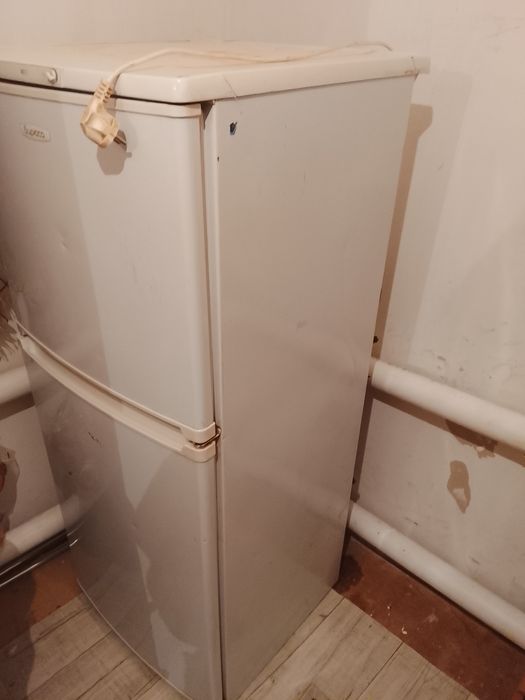 Холодильник продам