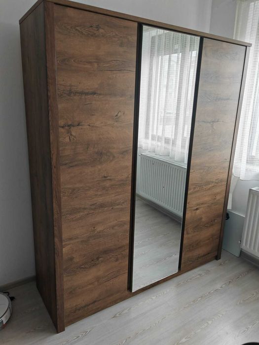 Se vinde Set Mobilier