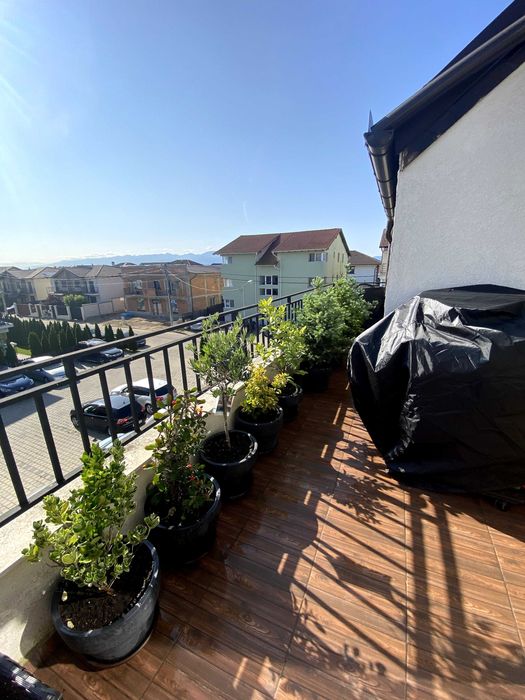 Apartament cu 4 camere si balcon spatios ( cartier Arhitectilor)