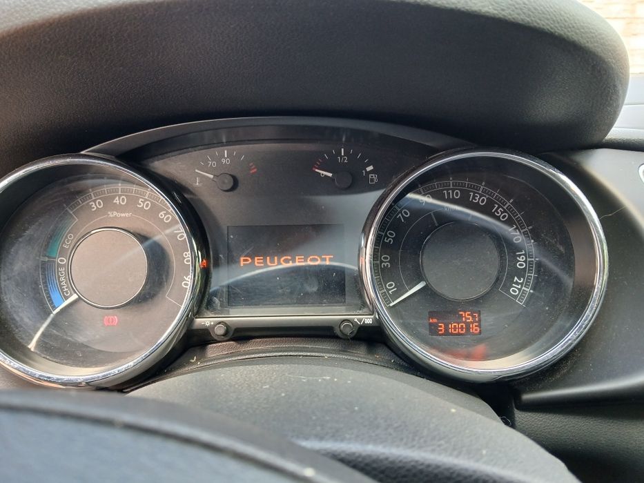 Vand Peugeot 3008 hibrid