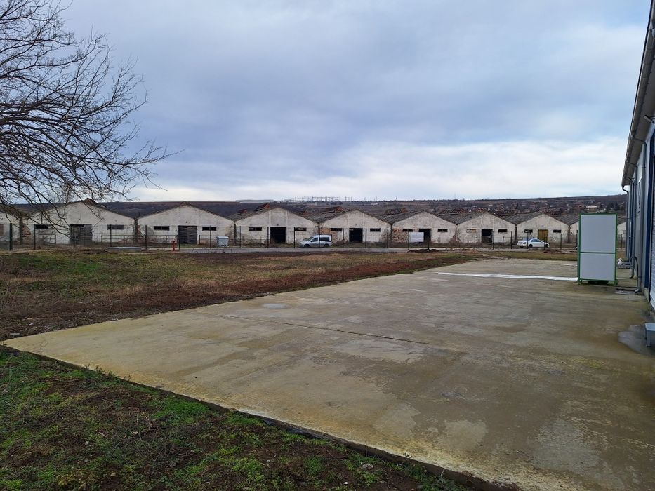 Склад 130кв.м ПОД НАЕМ  с 1000кв.м паркоместа с. Шемшево
