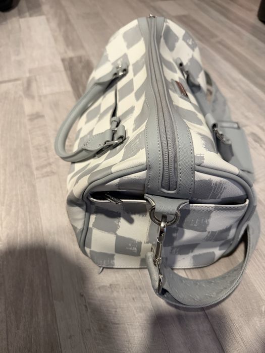 Чанта “sprayground”