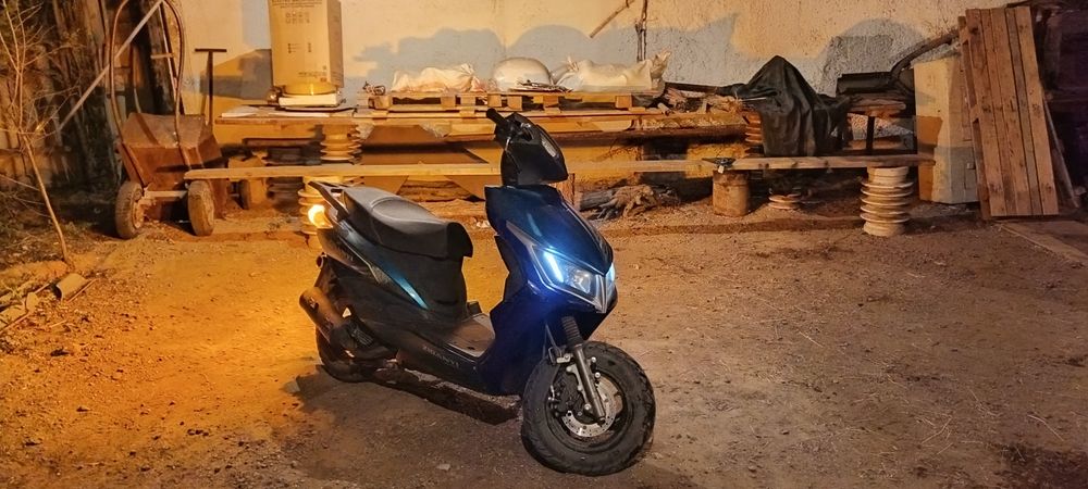 Продам мапед м8 125 кубов