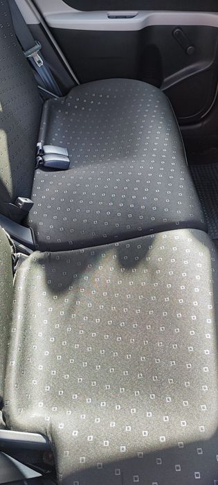 Vând Toyota YARIS ,în Sibiu.