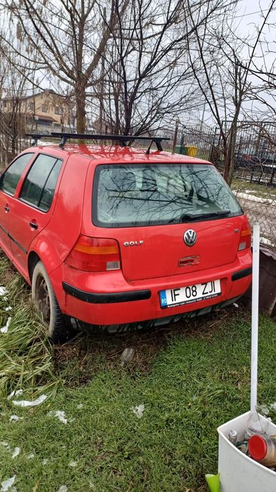 VOLKSWAGEN Golf 0