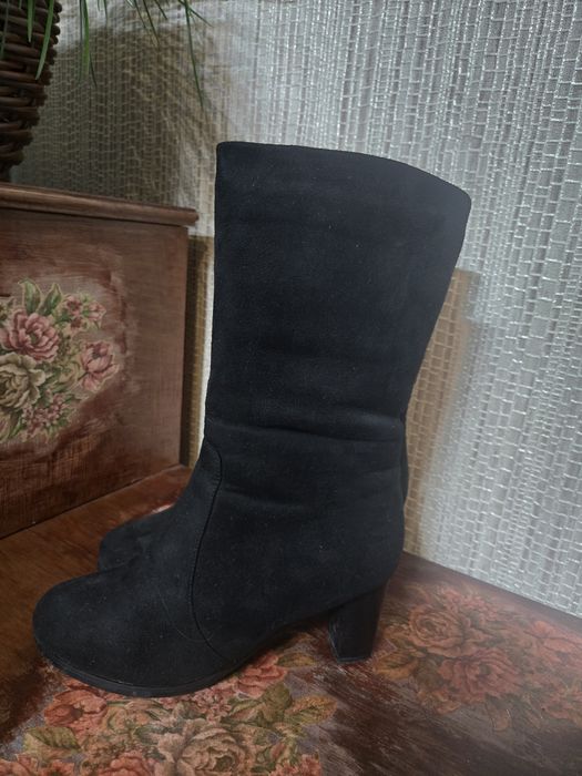 Продам полусапожки женские