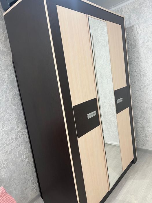 Продам шкаф в отличном состоянии