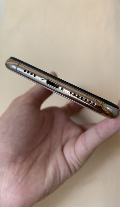 iPhone XS max 64gb AE|A dubay