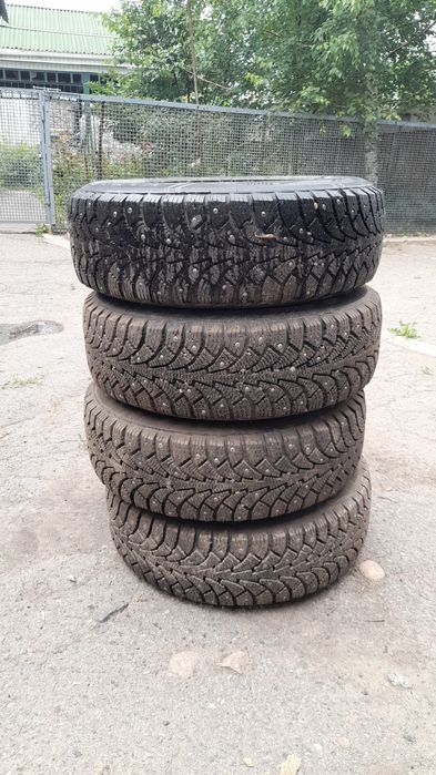 Резина зимняя шипованая